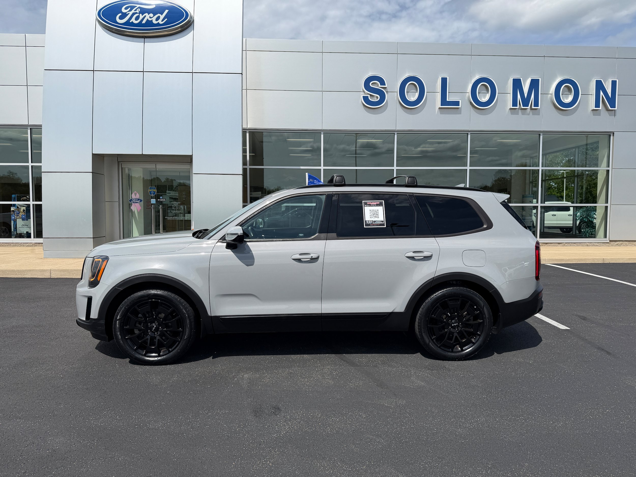 Used 2022 Kia Telluride SX w/ SX Prestige Package AWD/4WD image 8