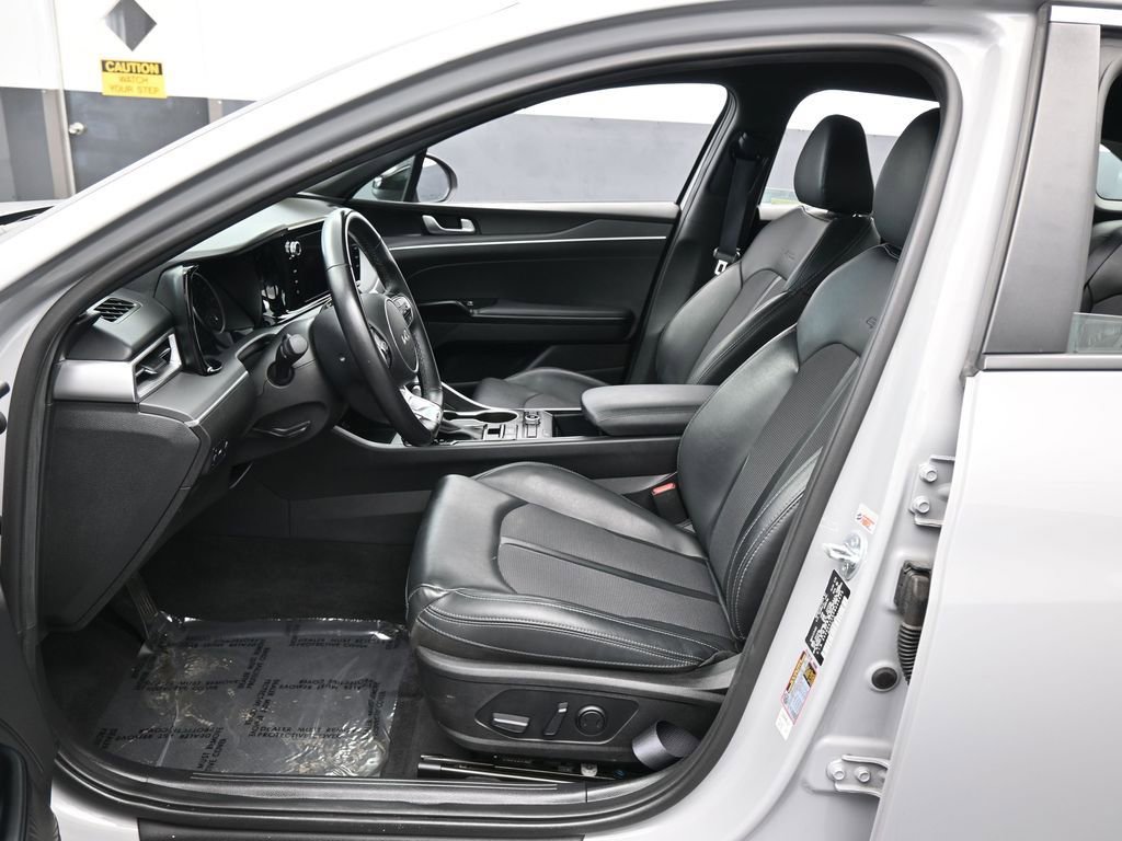 Used 2023 Kia K5 GT-Line w/ GT-Line Premium Package image 11
