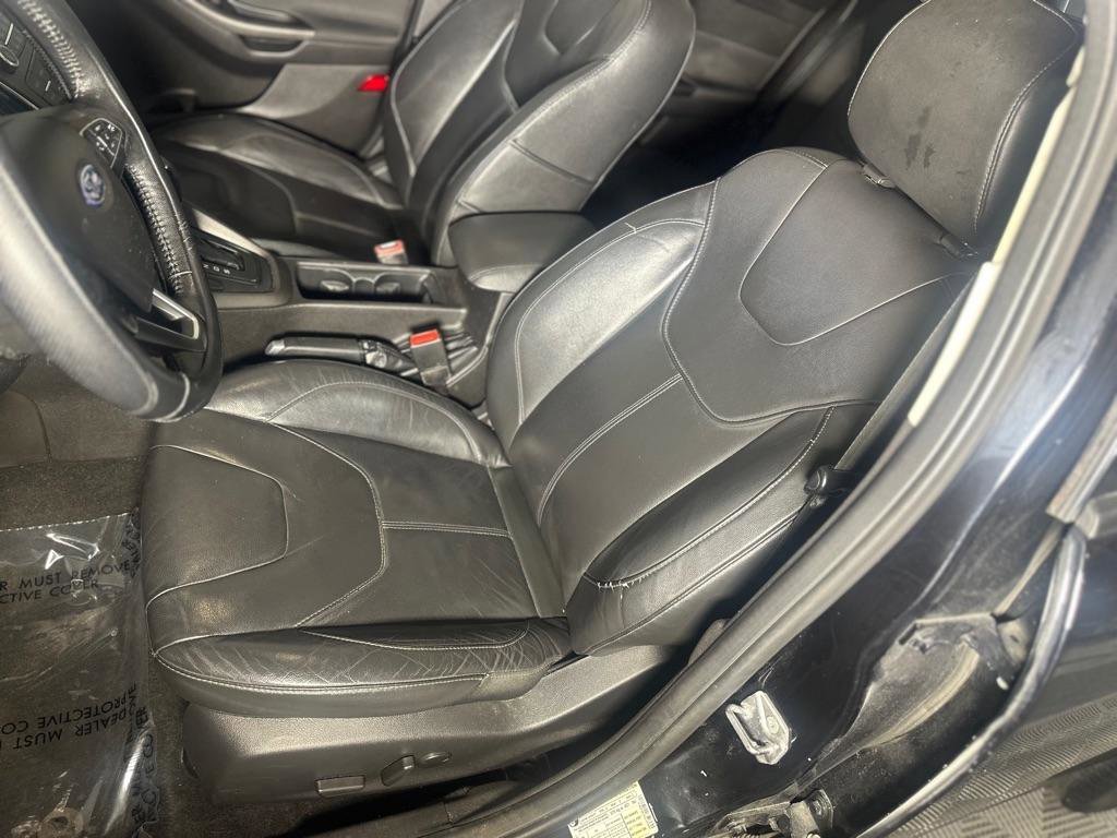 Used 2016 Ford Focus SE w/ Equipment Group 201A image 26