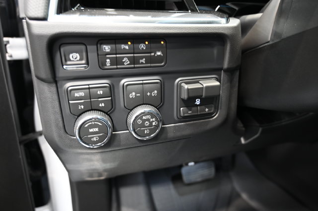 New 2026 Chevrolet Suburban RST w/ RST Capability Package AWD/4WD image 26