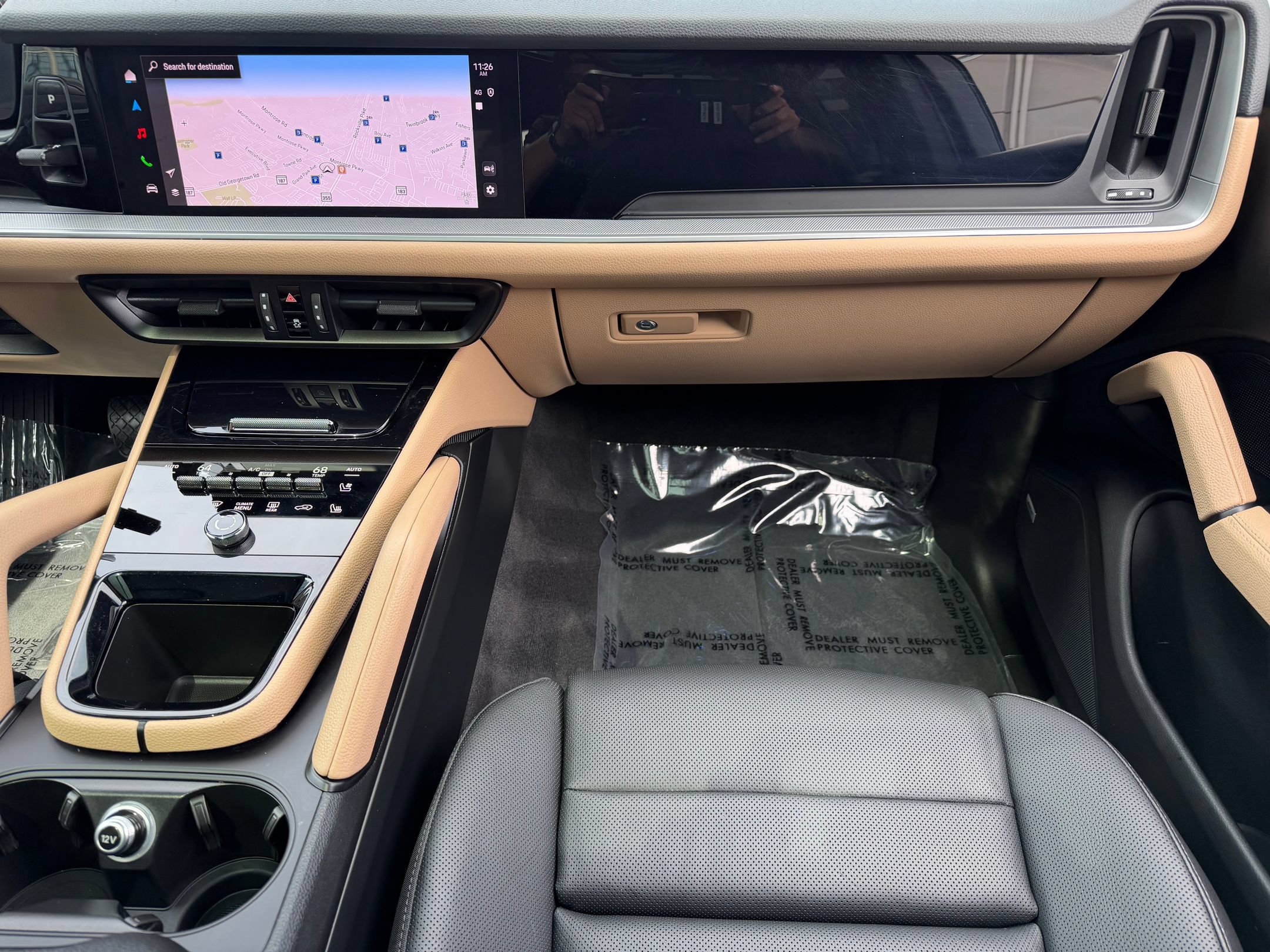 Certified 2024 Porsche Cayenne AWD/4WD image 31