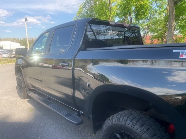 Used 2021 Chevrolet Silverado 1500 LT Trail Boss w/ Convenience Package II AWD/4WD image 3
