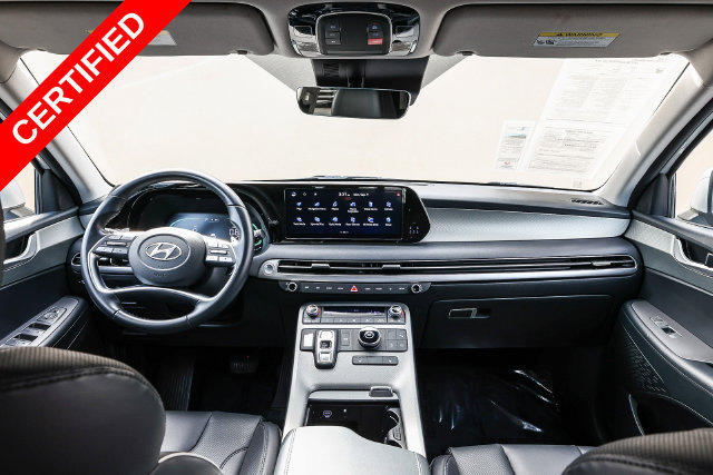 Certified 2025 Hyundai Palisade SEL FWD image 13