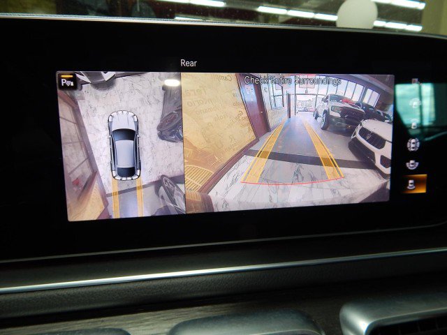 Used 2023 Mercedes-Benz GLE 53 AMG AMG GLE 53 AWD image 30