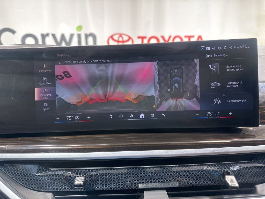 Used 2024 BMW X5 xDrive50e w/ Premium Package image 25