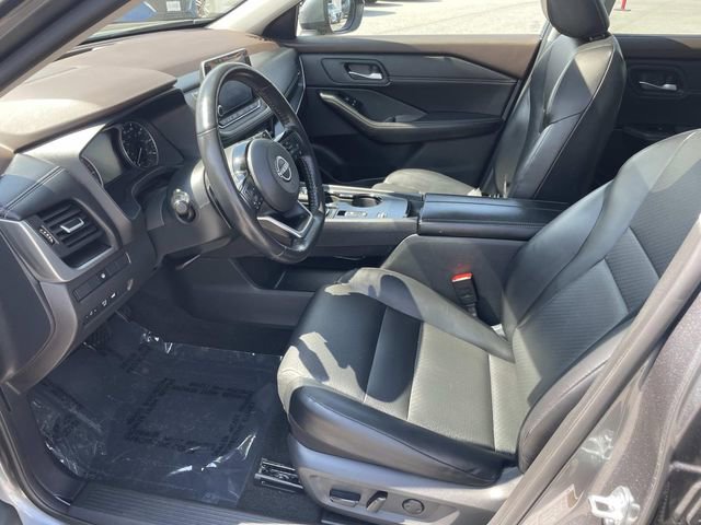 Used 2023 Nissan Rogue SV w/ SV Premium B Package FWD image 15