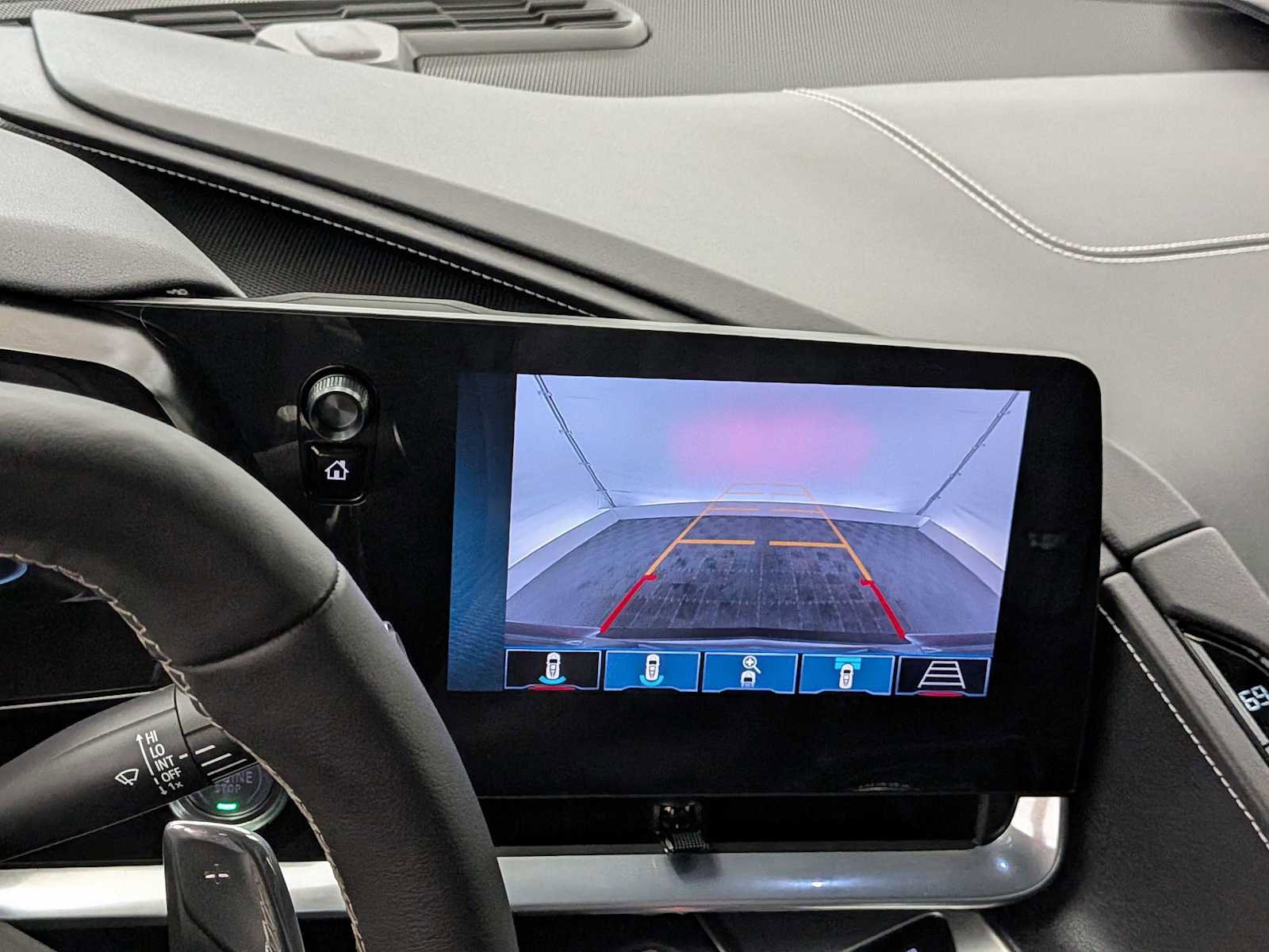 Certified 2024 Chevrolet Corvette Stingray Preferred Cpe w/ 2LT image 25