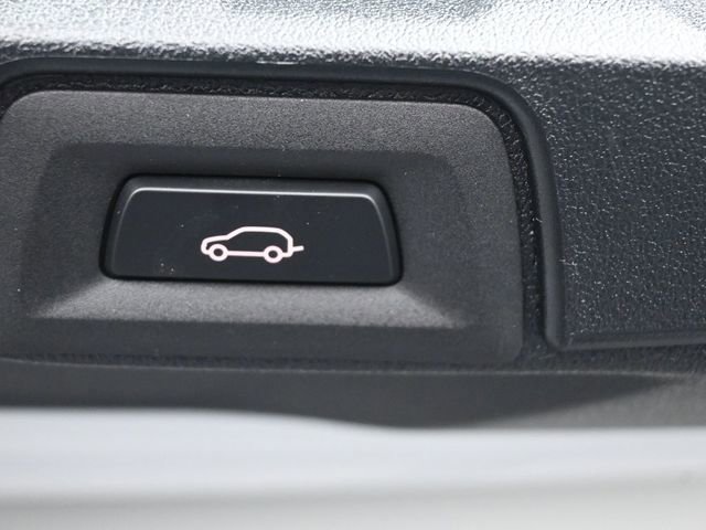 New 2026 BMW X5 sDrive40i w/ M Sport Package image 25