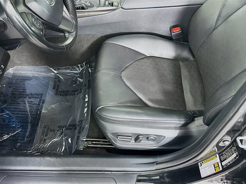 Used 2023 Toyota Camry XSE image 27