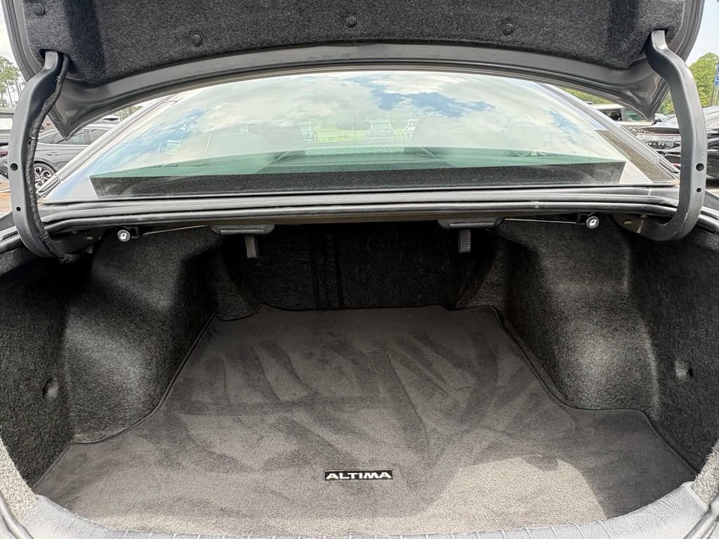 Used 2024 Nissan Altima 2.5 SV FWD image 13