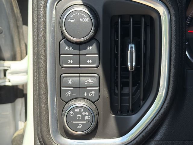 Used 2021 Chevrolet Silverado 2500 LTZ w/ LTZ Convenience Package image 30