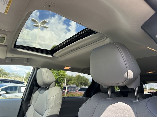 Used 2025 Toyota Sienna XLE image 20