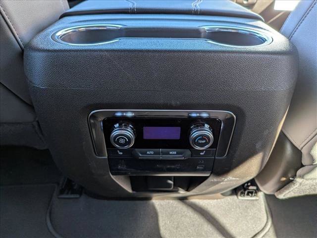 New 2026 GMC Yukon Elevation AWD/4WD image 14