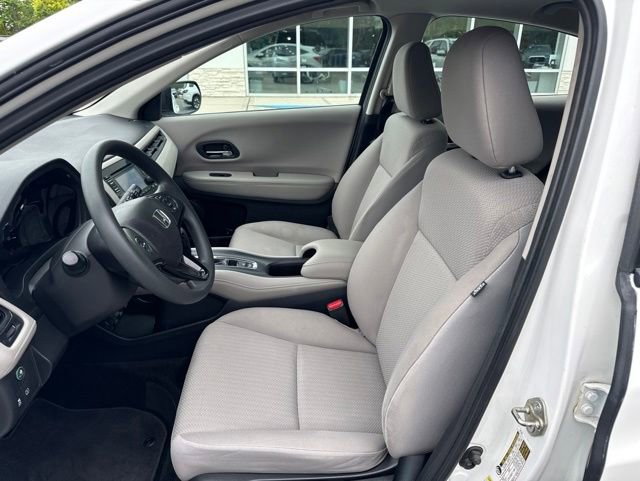 Used 2016 Honda HR-V LX image 12