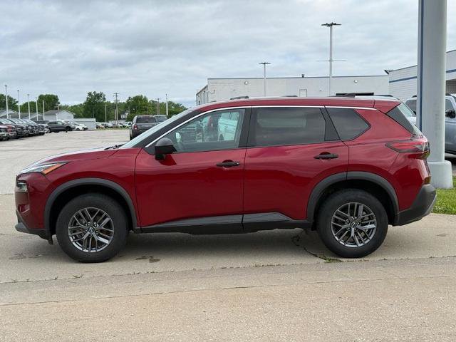 Used 2023 Nissan Rogue S FWD video 2