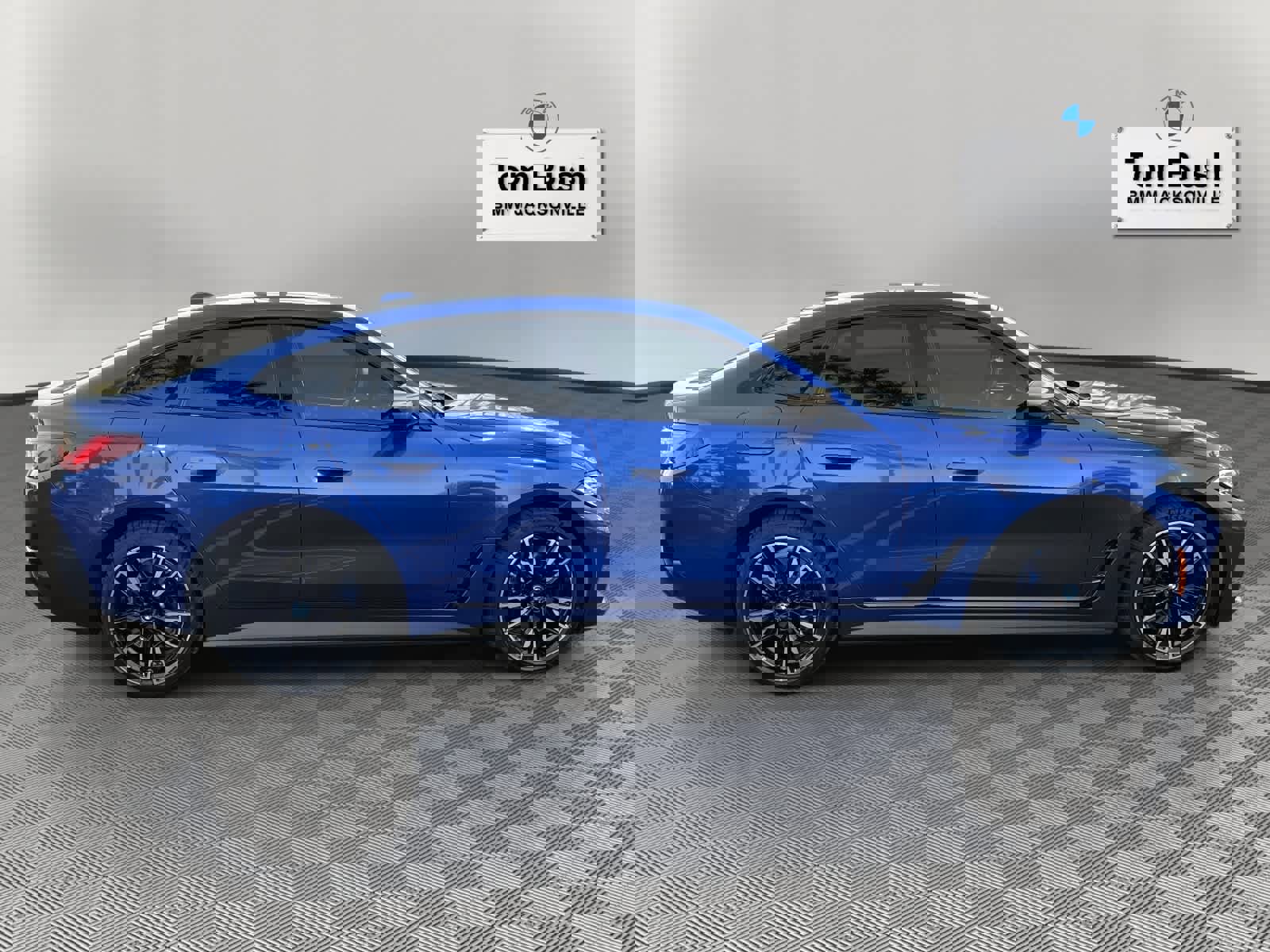 Certified 2023 BMW i4 M50 w/ Premium Package image 6