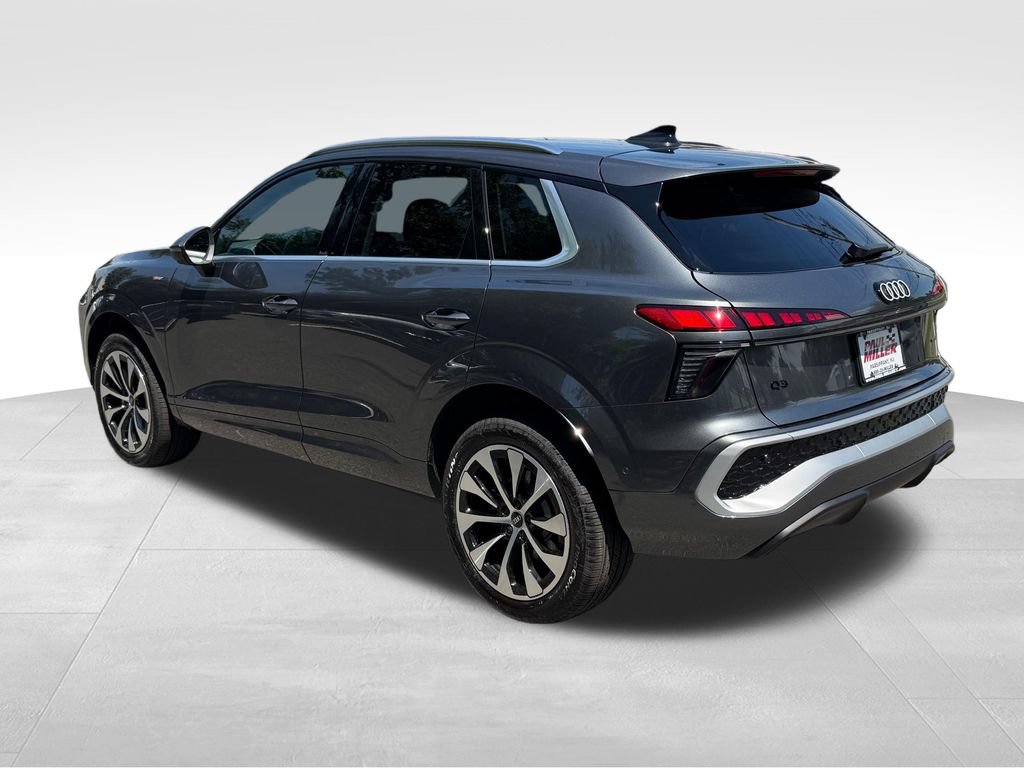 New 2026 Audi Q3 quattro 2.0T AWD/4WD image 5