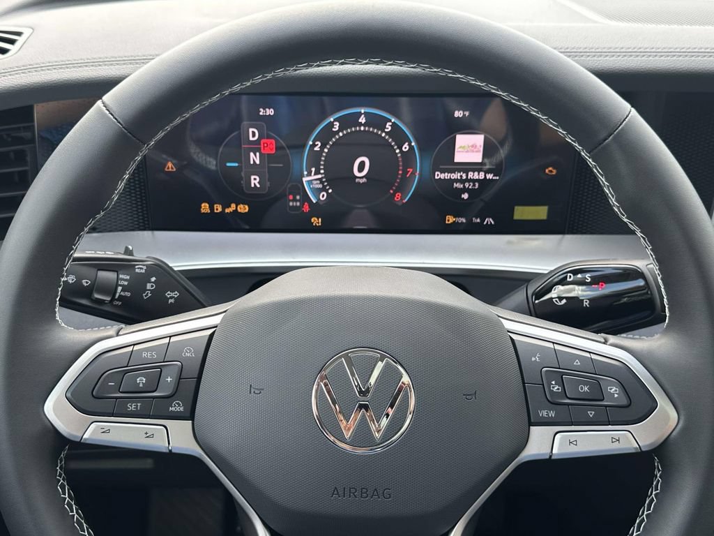 New 2026 Volkswagen Tiguan SE AWD/4WD image 16