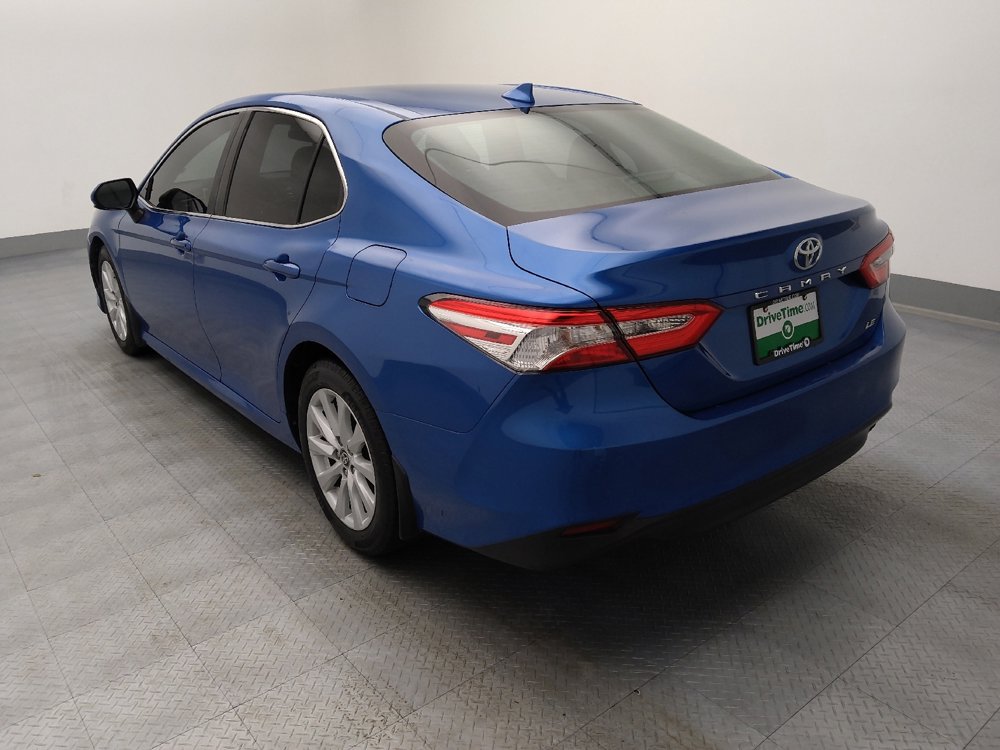 Used 2020 Toyota Camry LE image 5