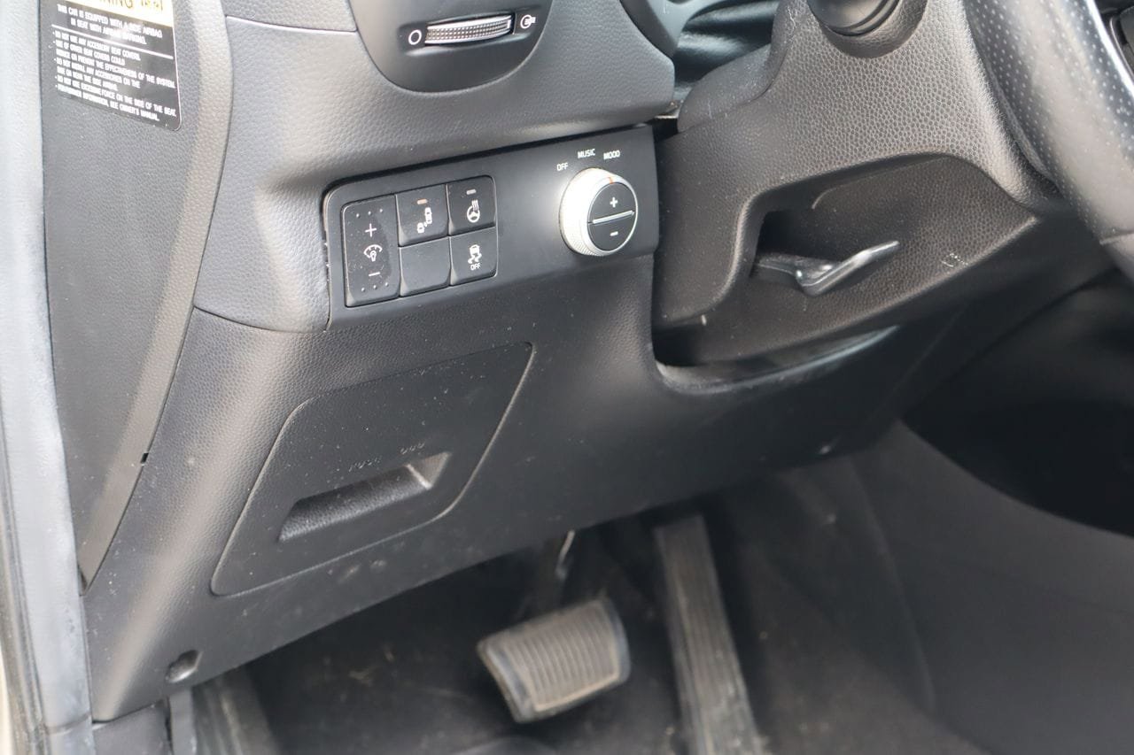 Used 2018 Kia Soul ! w/ Tech Package FWD image 24