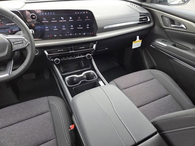 New 2026 Chevrolet Traverse LT w/ Driver Confidence Package image 31