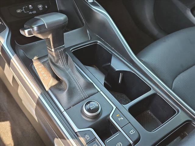 Used 2025 Kia Sorento S image 15
