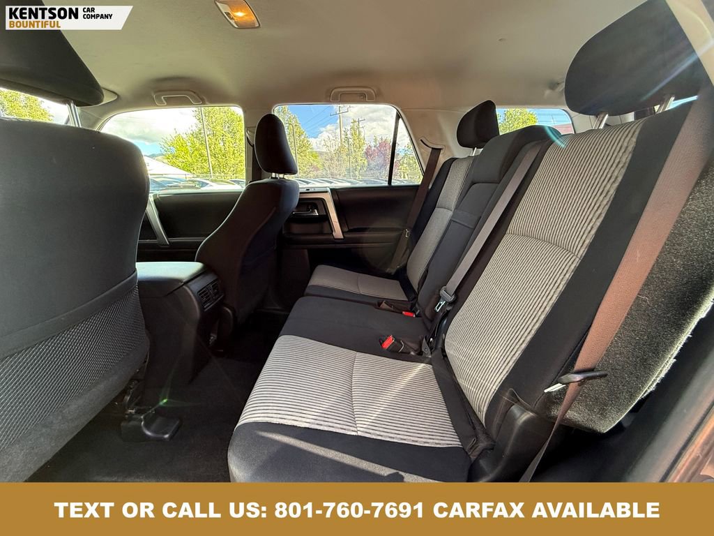 Used 2024 Toyota 4Runner SR5 AWD/4WD image 33