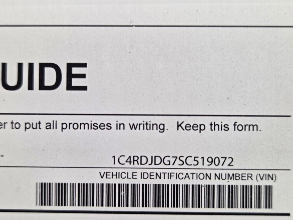 Certified 2025 Dodge Durango GT image 33
