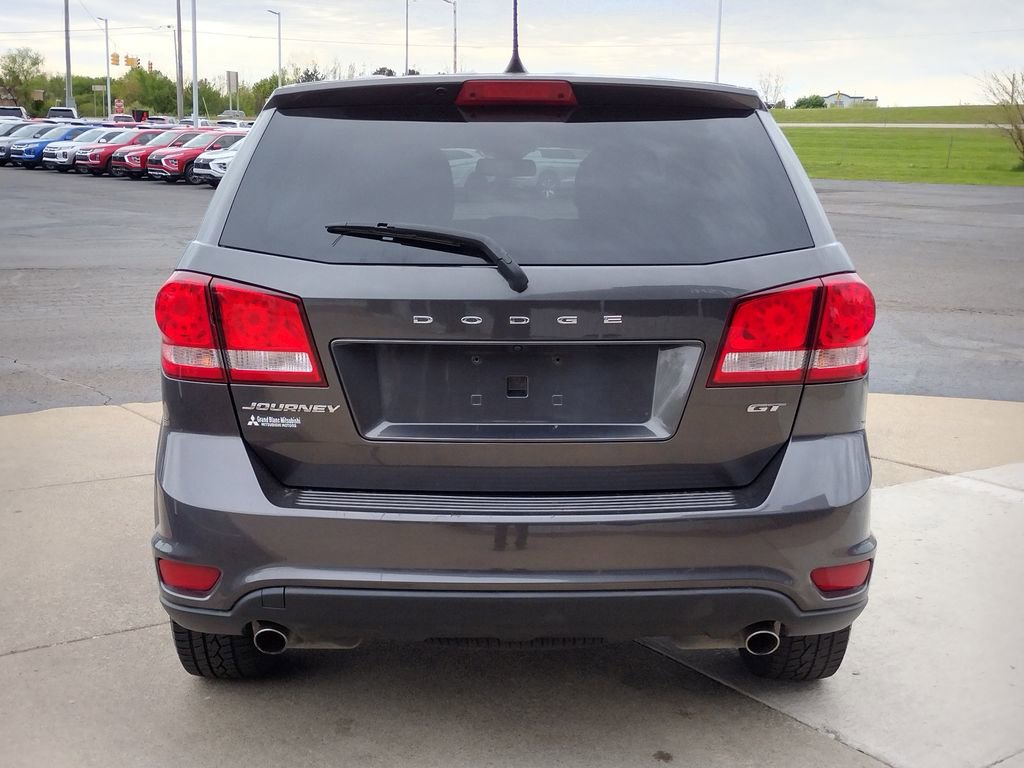 Used 2019 Dodge Journey GT FWD image 4