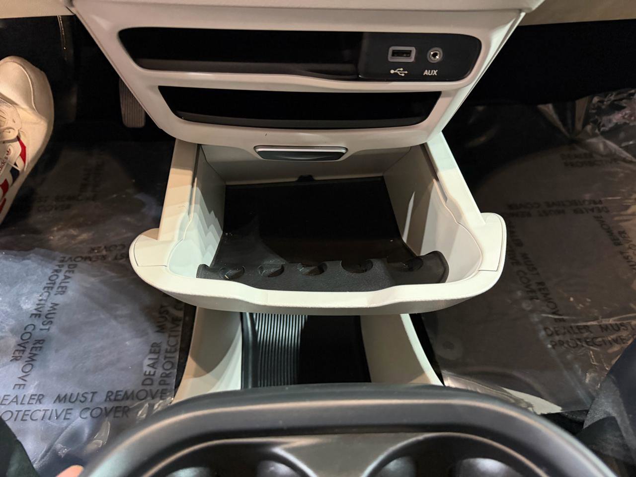 Used 2019 Chrysler Pacifica Touring-L image 51