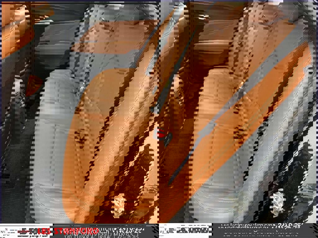 Used 2021 Cadillac CT4 Premium Luxury w/ Climate Package AWD/4WD image 13