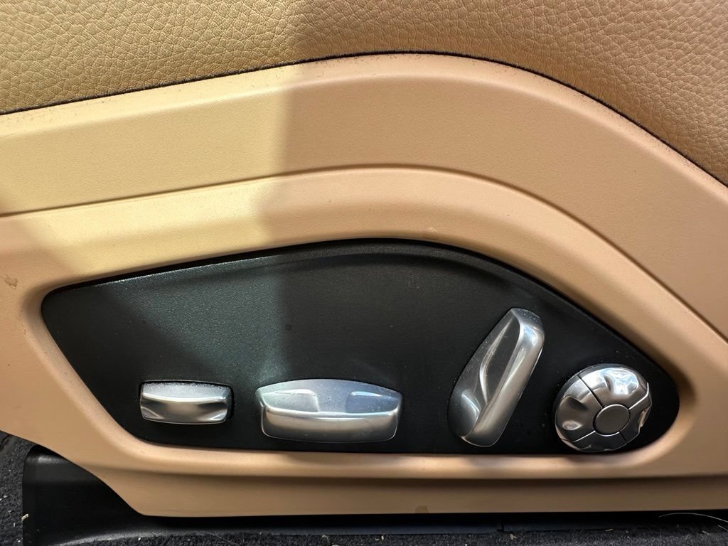 Certified 2021 Porsche Panamera 4 AWD/4WD image 22