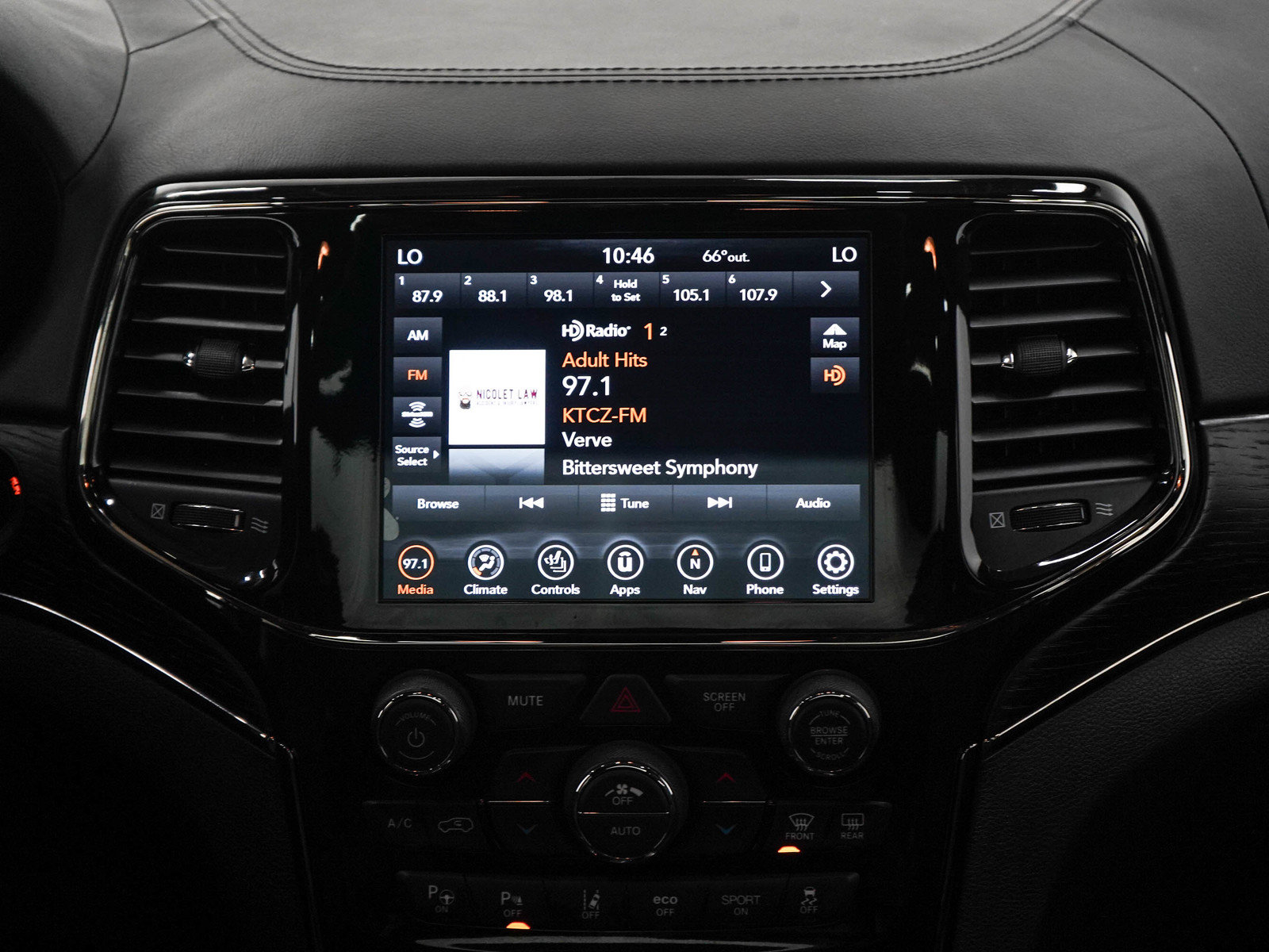 Used 2021 Jeep Grand Cherokee High Altitude AWD/4WD image 15
