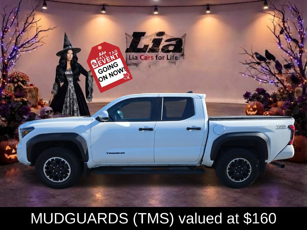 Used 2025 Toyota Tacoma TRD Off-Road AWD/4WD image 5