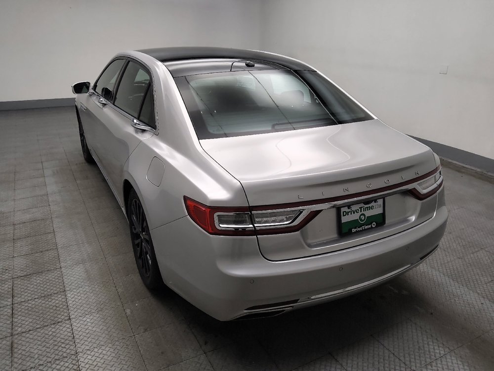 Used 2017 Lincoln Continental Select w/ Climate Package AWD/4WD image 5
