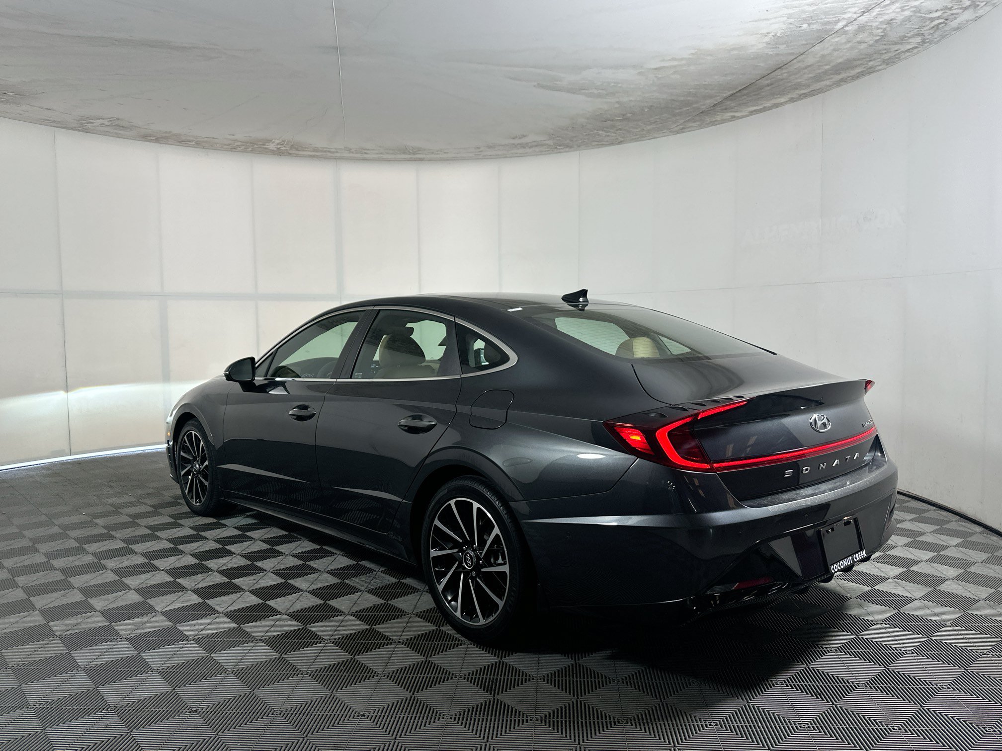 Used 2021 Hyundai Sonata Limited FWD image 5