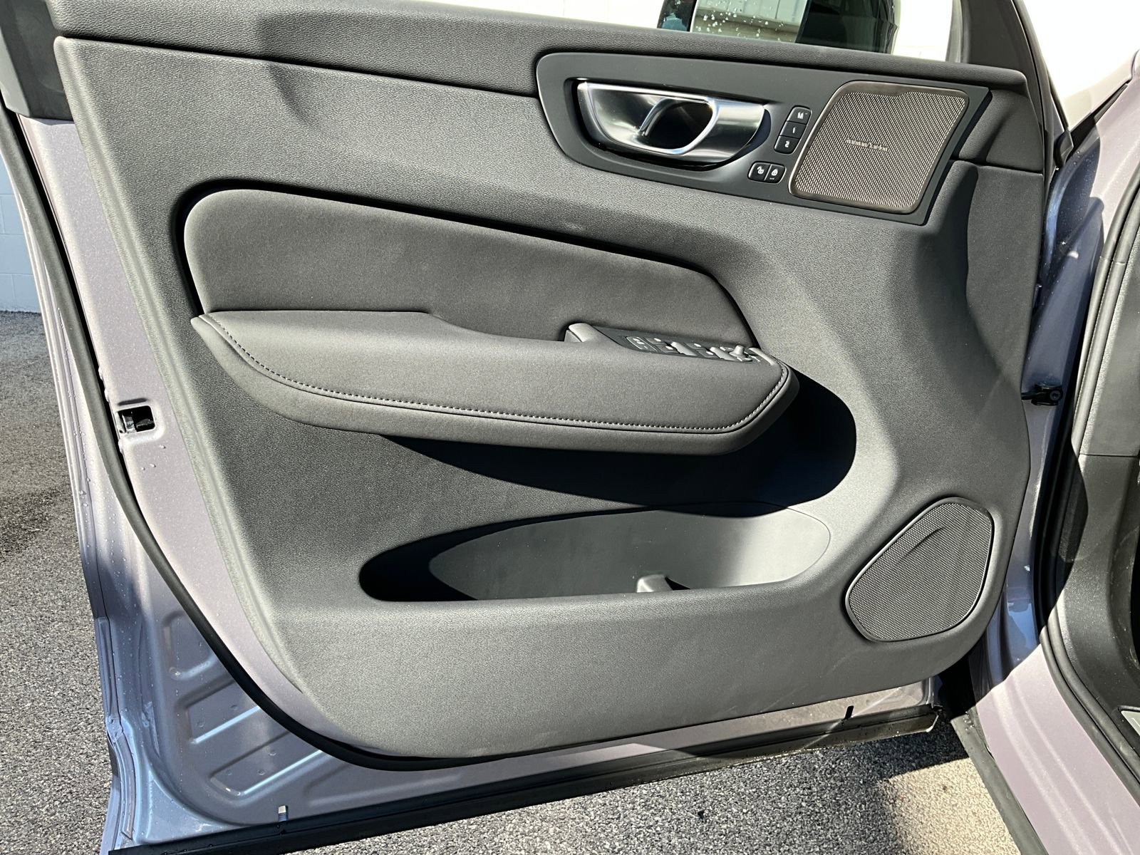 New 2026 Volvo XC60 B5 Plus w/ Climate Package image 10