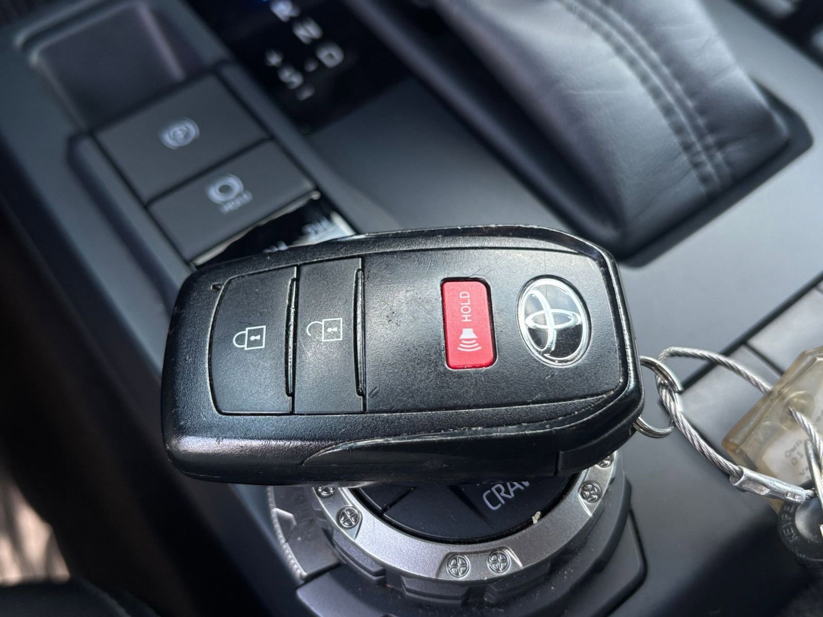 Used 2025 Toyota Tacoma TRD Off-Road AWD/4WD image 21