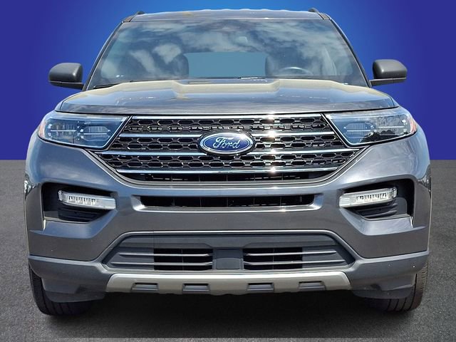 Used 2020 Ford Explorer XLT w/ Equipment Group 202A image 2