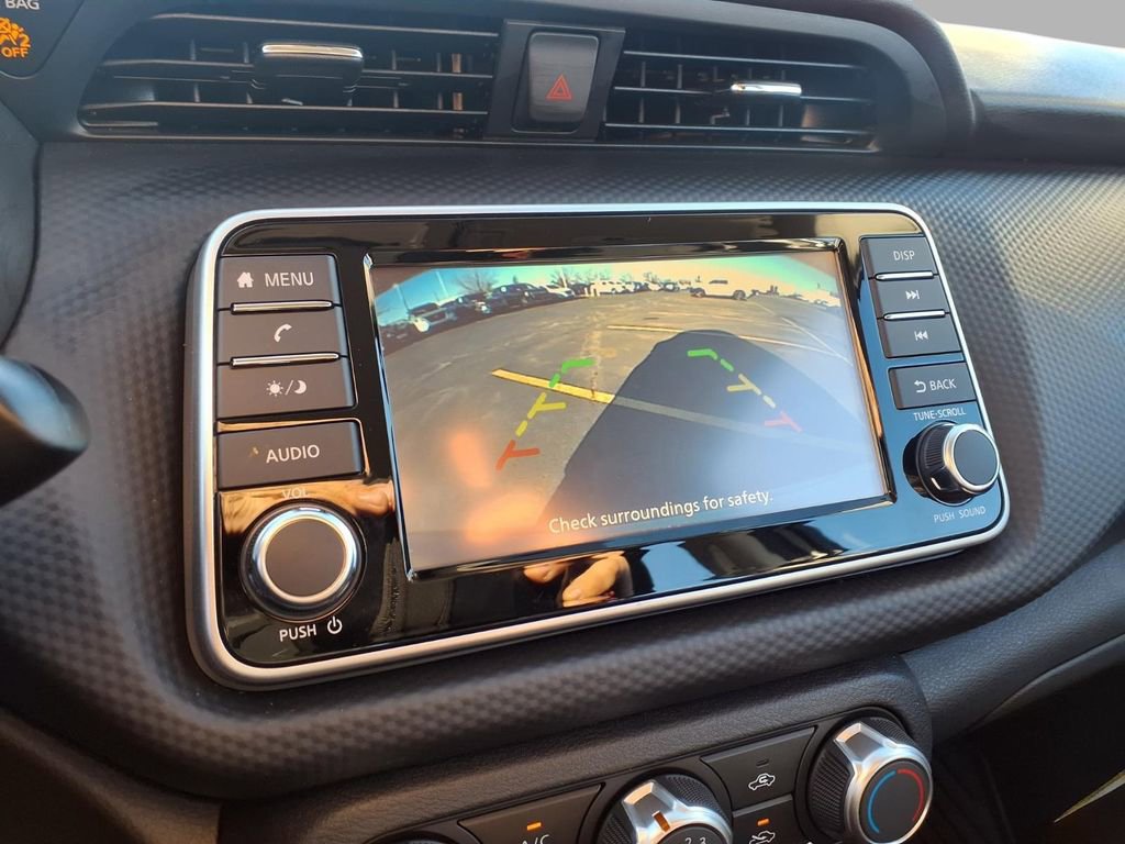 Certified 2025 Nissan Kicks Play S image 6
