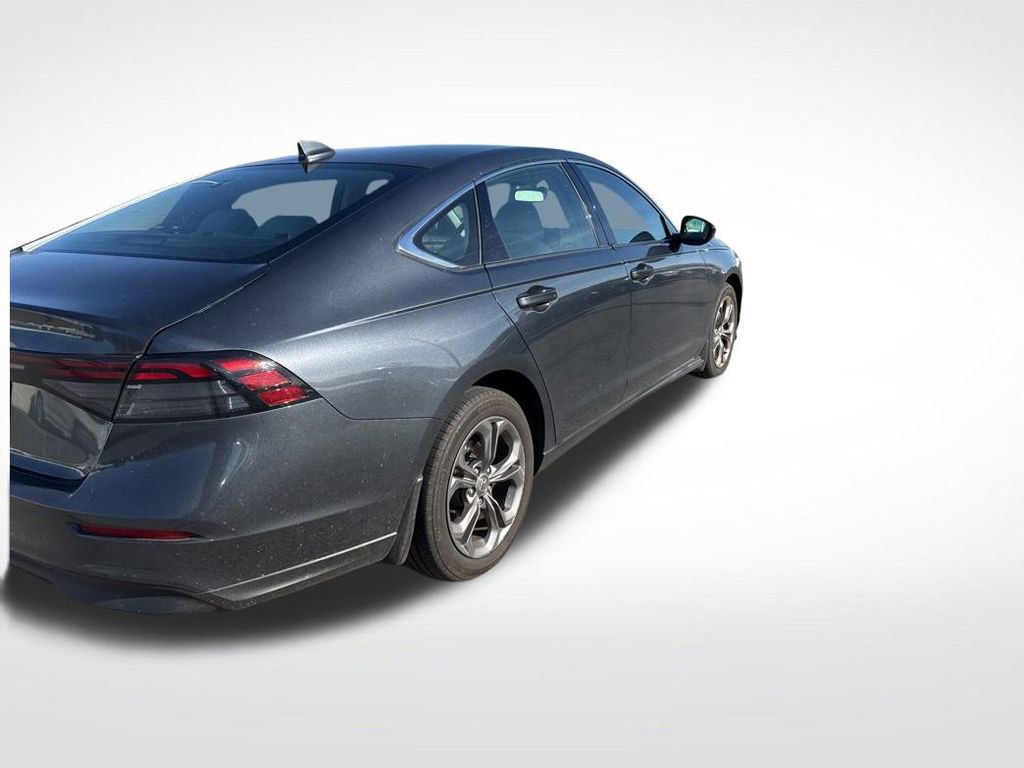 Certified 2023 Honda Accord EX image 11