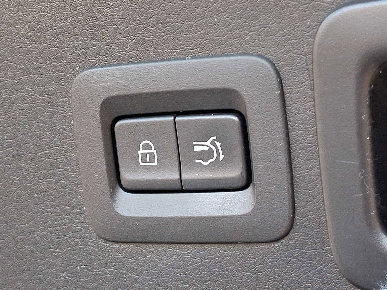 Used 2021 MAZDA CX-30 AWD 2.5 S w/ Premium Package image 32