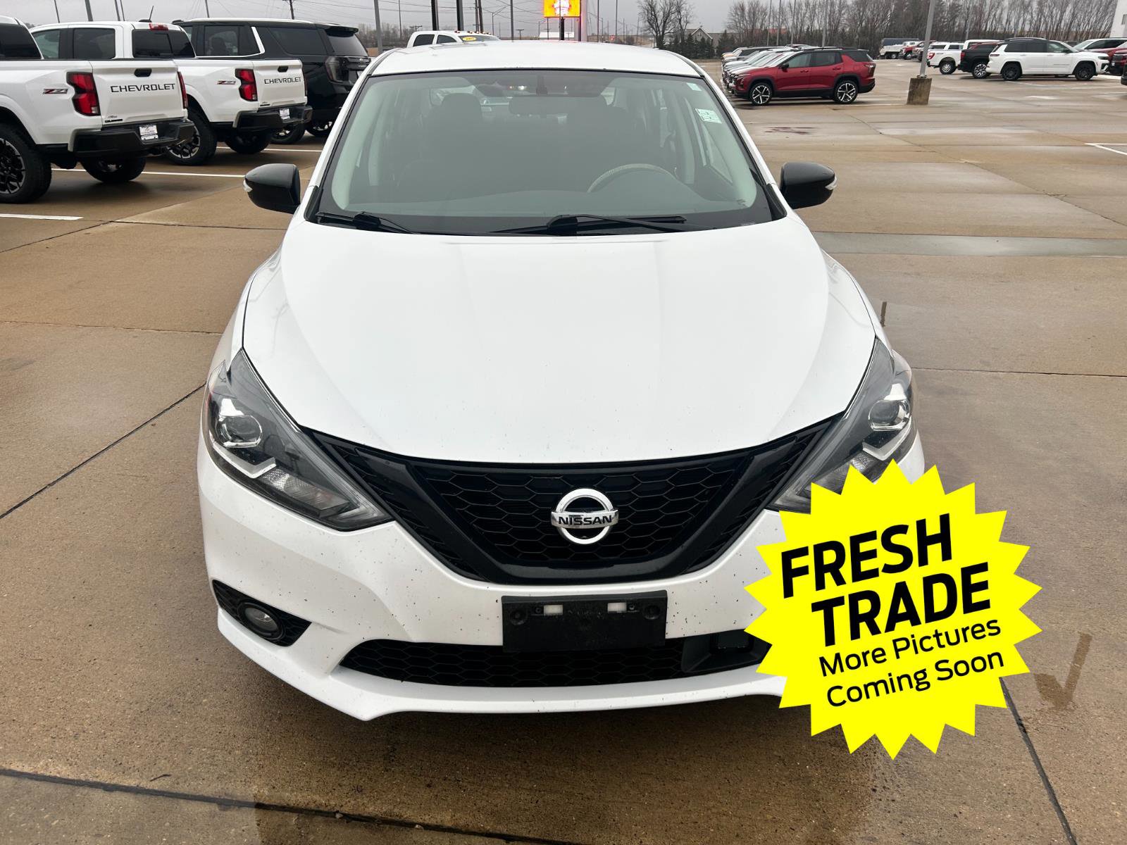 Used 2018 Nissan Sentra SR w/ SR Midnight Edition Package image 8
