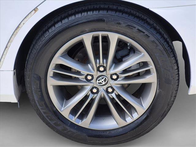 Used 2016 Toyota Camry SE FWD image 19