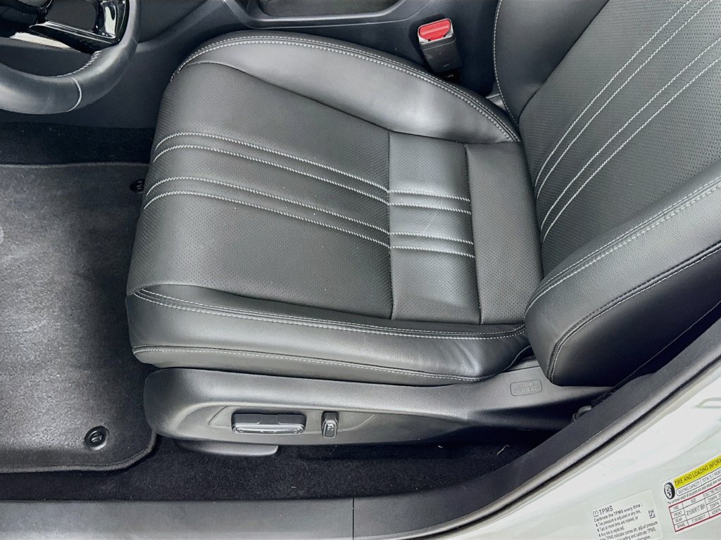 Used 2025 Honda HR-V EX-L image 19
