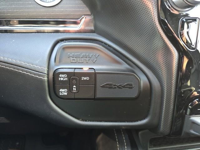 Used 2022 RAM 3500 Limited image 9