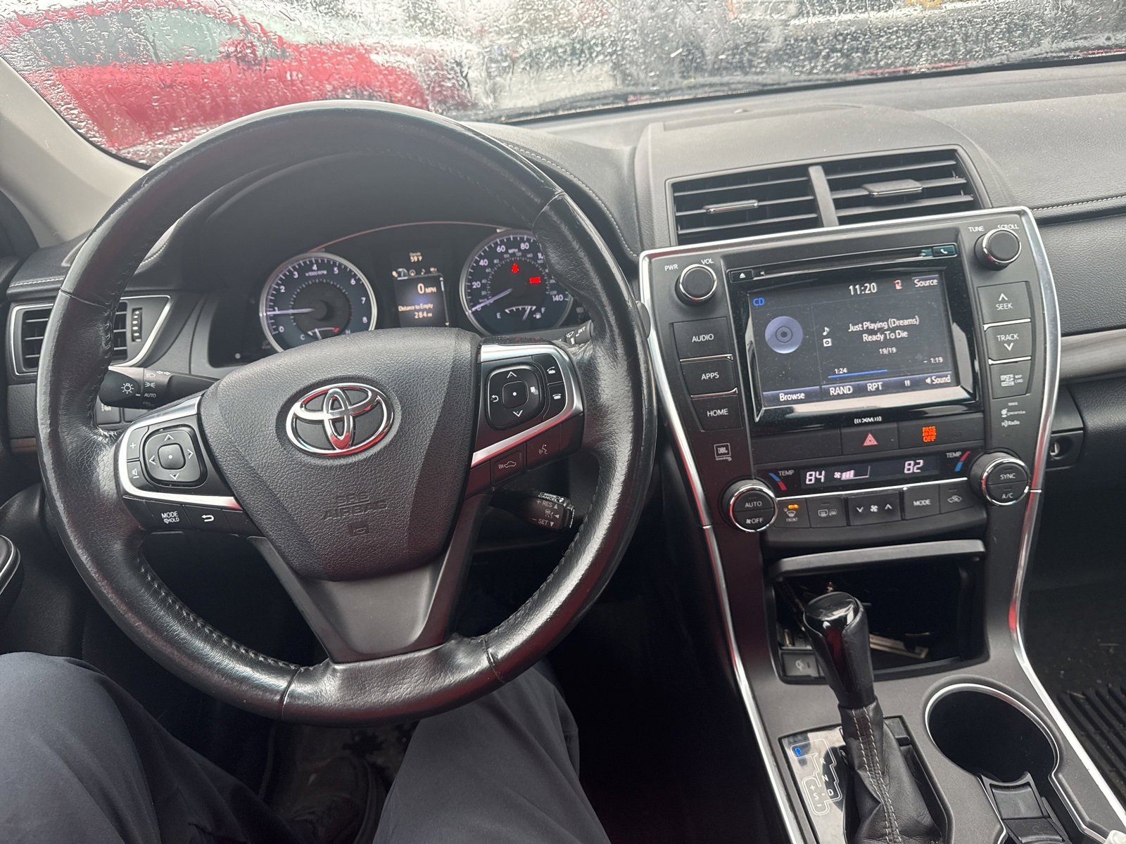 Used 2017 Toyota Camry XLE image 8