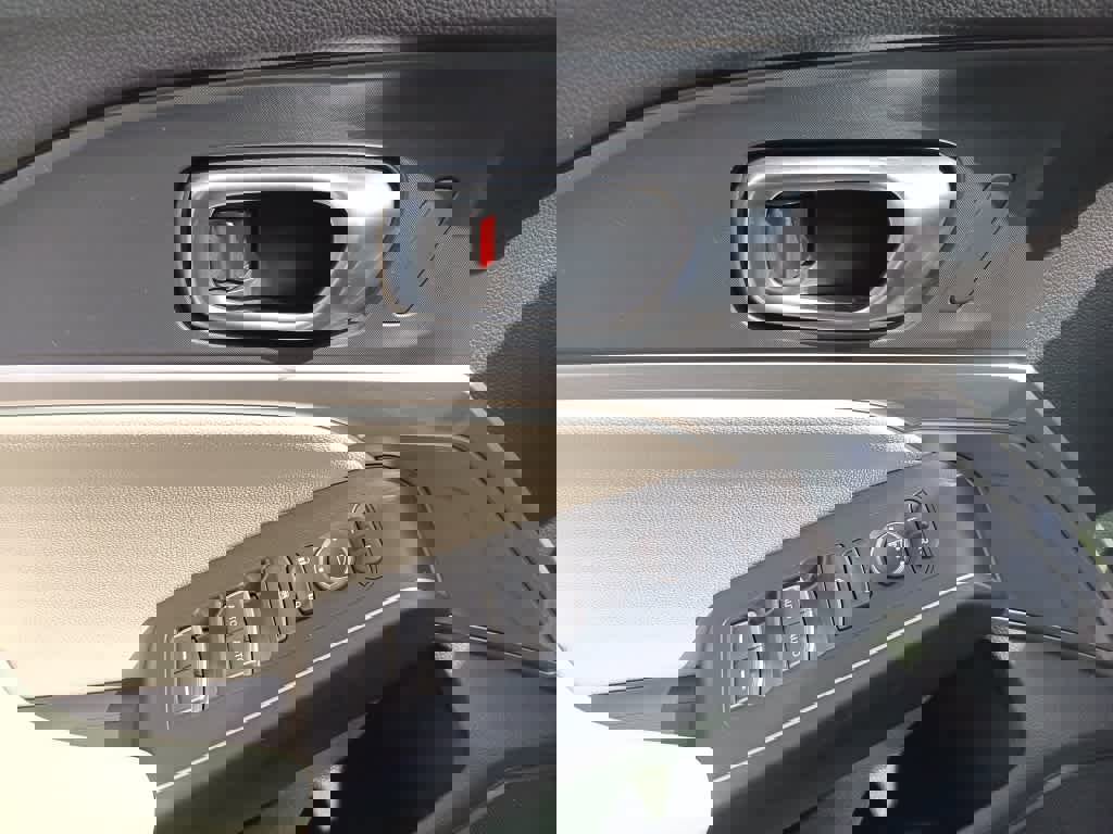 Used 2024 Acura Integra A-Spec image 15