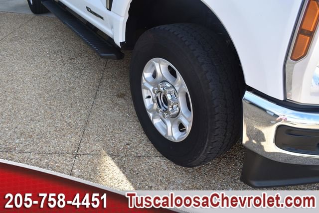 Used 2025 Ford F250 XLT w/ FX4 Off-Road Package image 12
