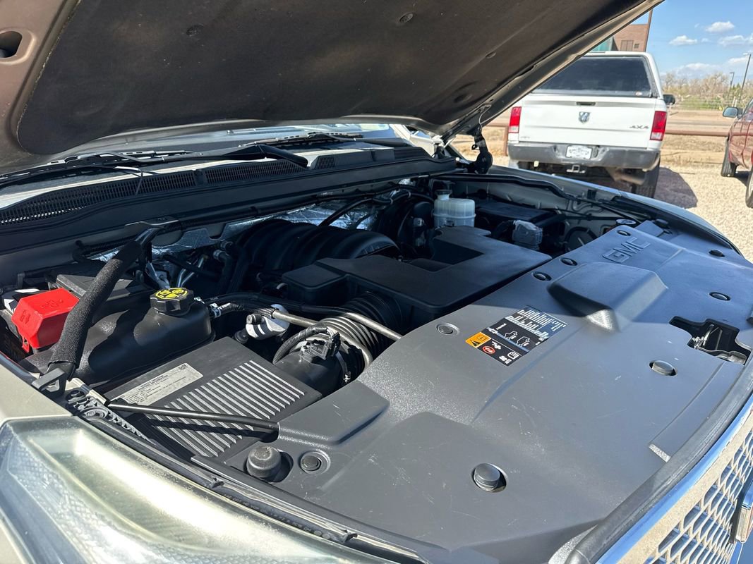 Used 2015 GMC Yukon Denali w/ Premium Package image 36